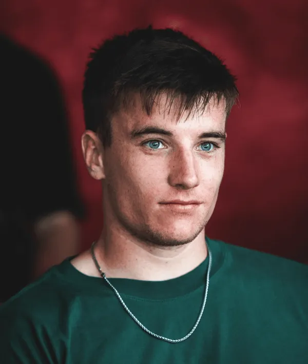 Ed Scott Bristol parkour performer 10+ years