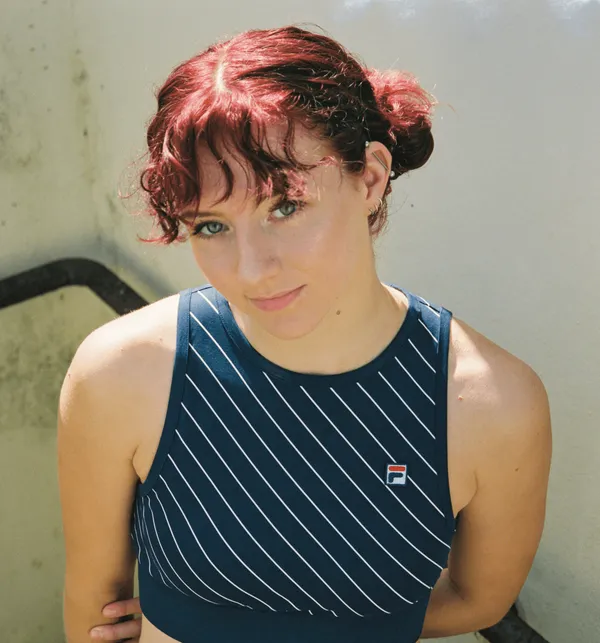 Rachel Gough professional parkour performer UK